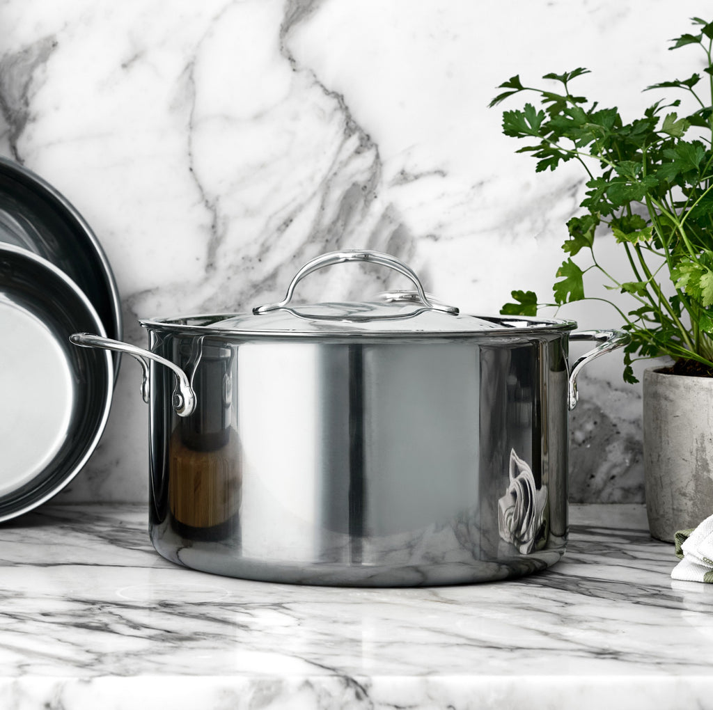 Ironcrest Clad. 18 set